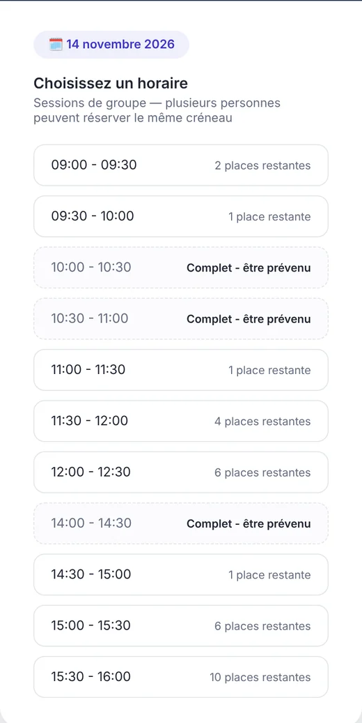 Page de réservation Resago sur téléphone, avec les places restantes par créneau